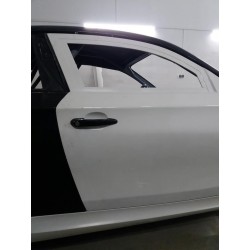 Fiberglass doors with integrated Porsche door cards for BMW E82 coupe 1M